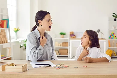 mom and daughter sore throat